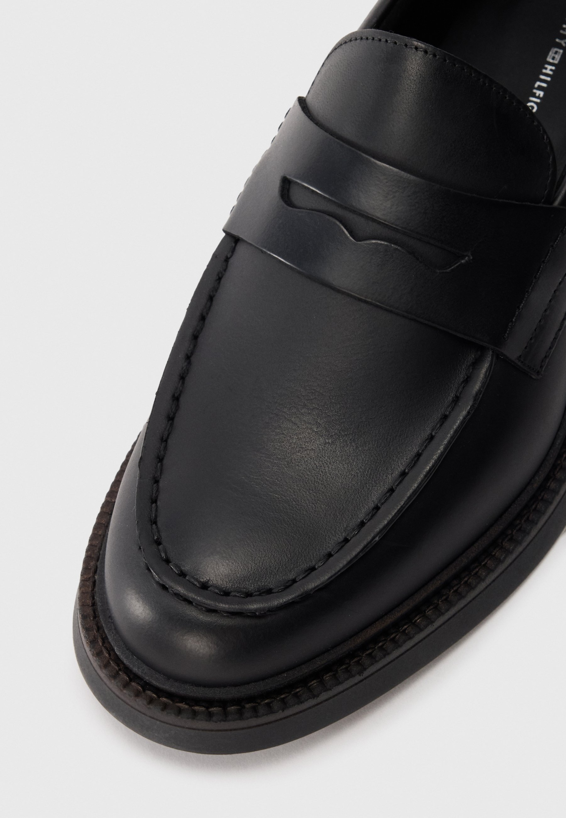 Tommy Hilfiger Slip-ons – schwarz