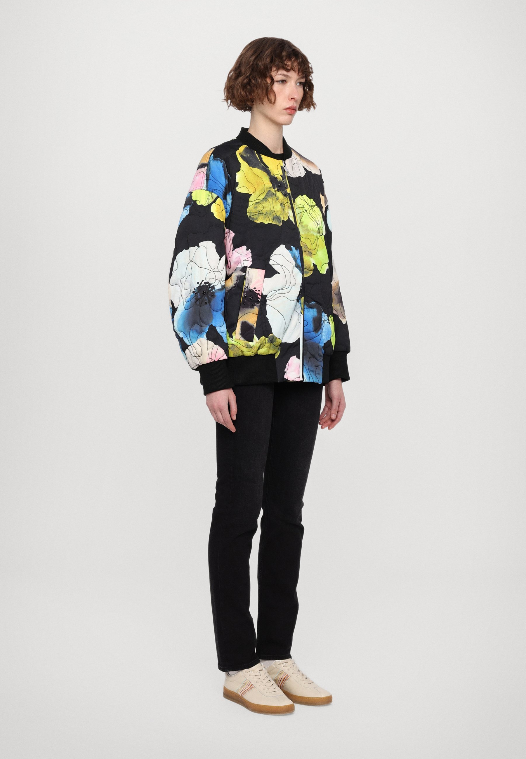 Stine Goya VOLUMINOUS JACKET - Bomberjack - aquarelbloem