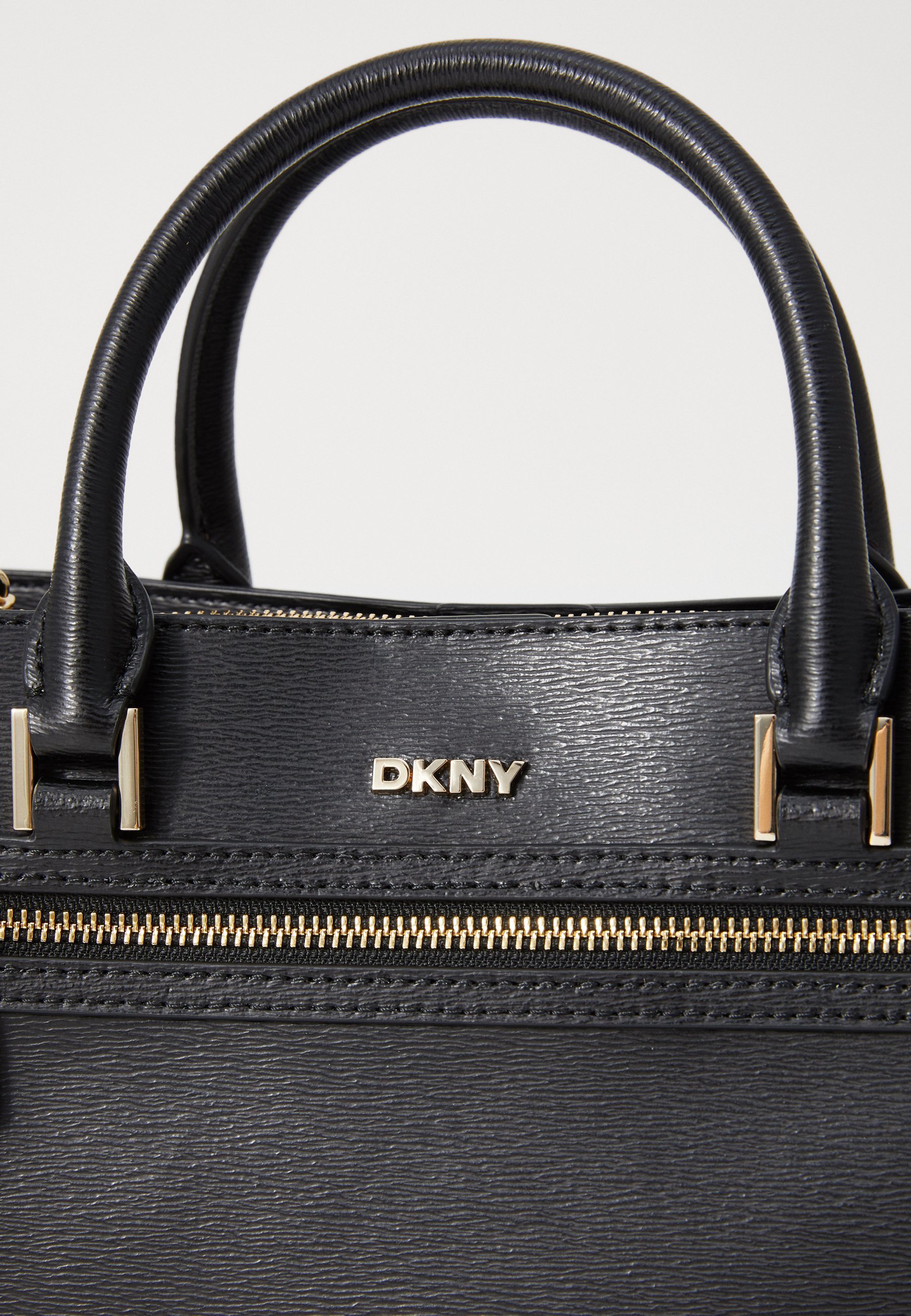 DKNY BRYANT AVE SATCHEL CROSSBODY - Handtasche - schwarz/goldfarben