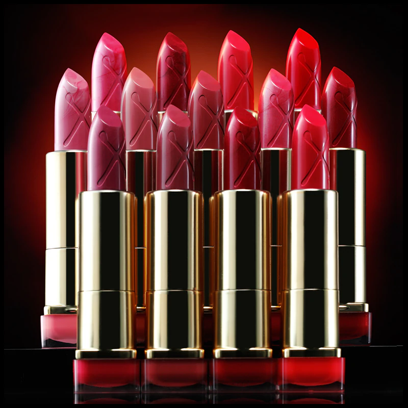 Batom hidratante Max Factor Colour Elixir 24HR Moisture