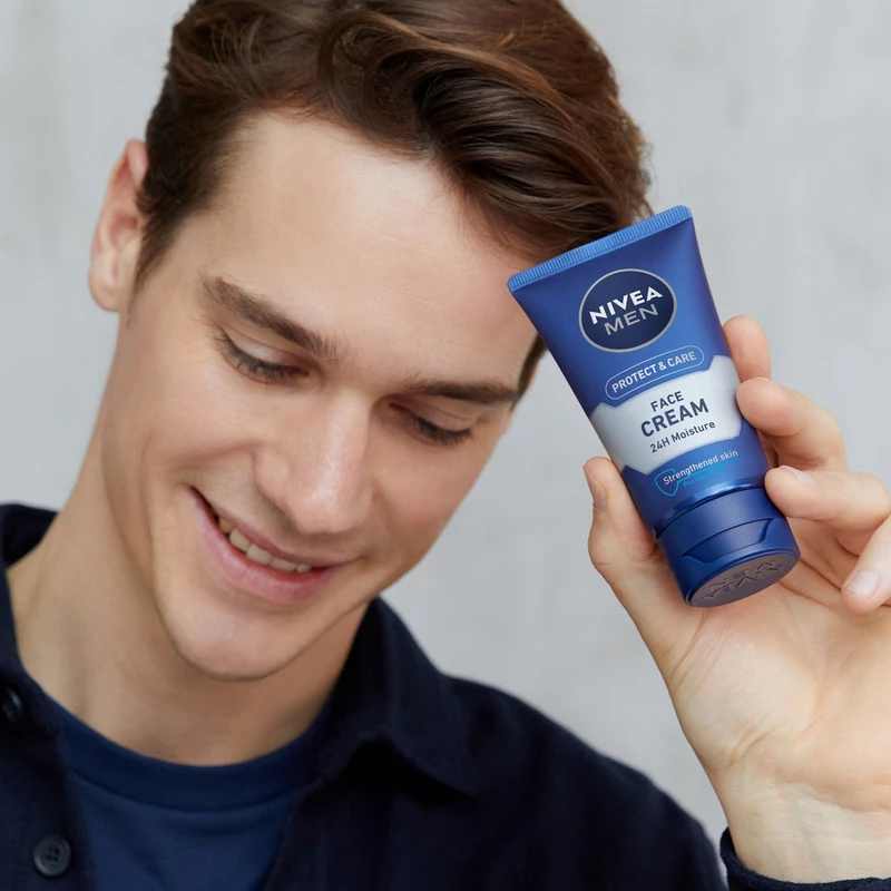 Cremă hidratantă Protect & Care pentru față 75 ml - NIVEA