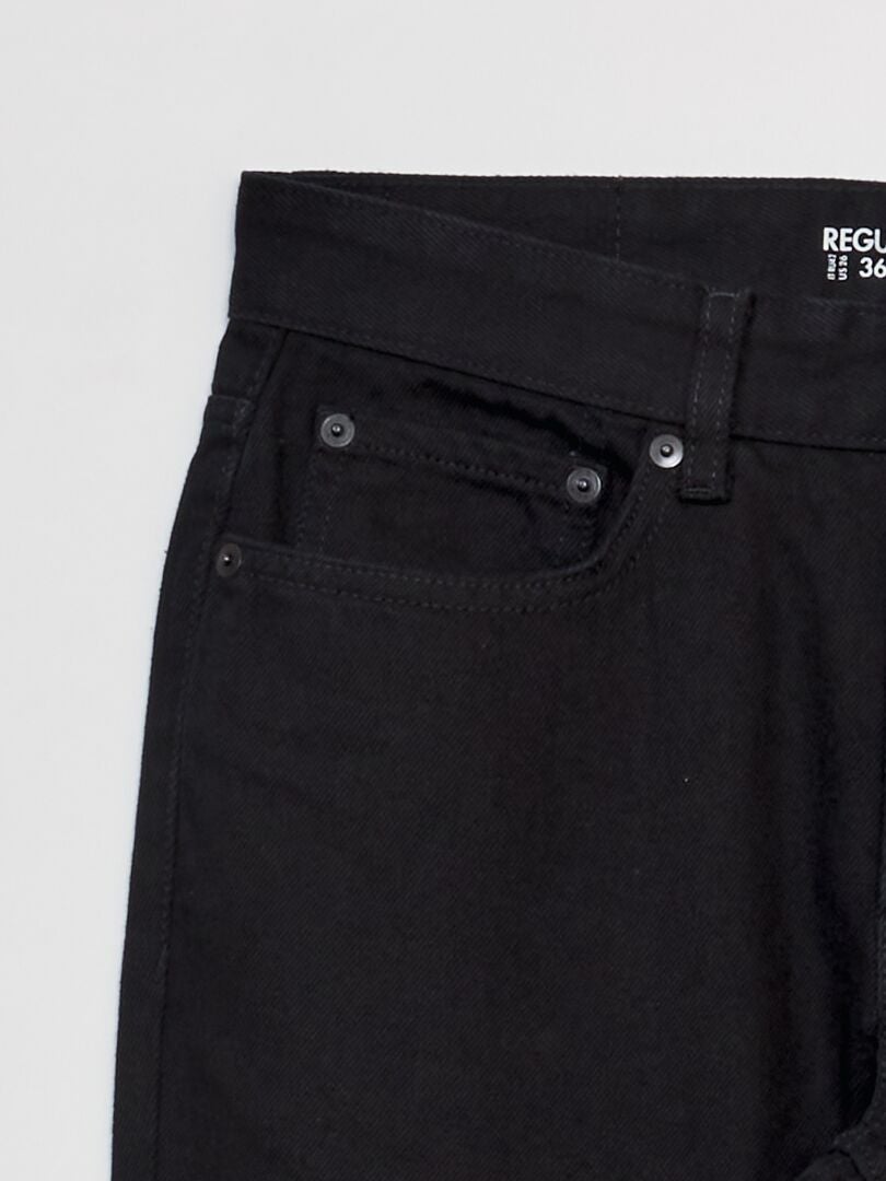Calça jeans reta - tamanho 32 - preta