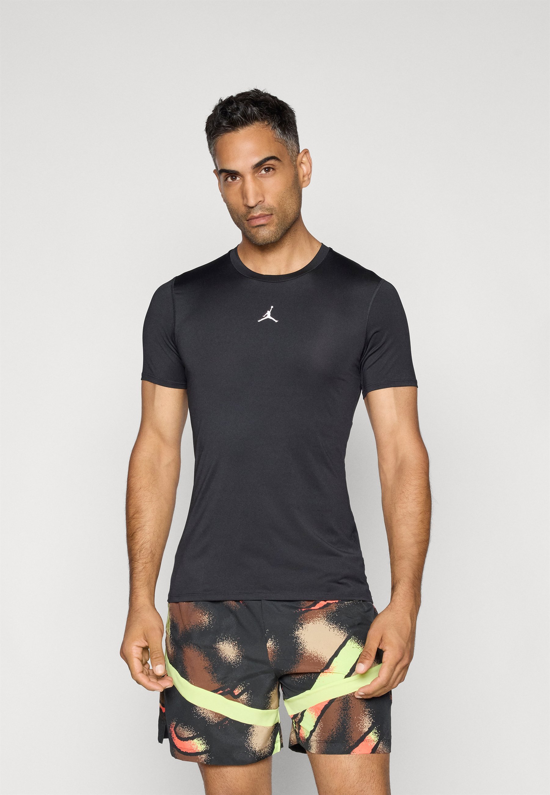 Jordan TOP - Športna majica - črna/bela