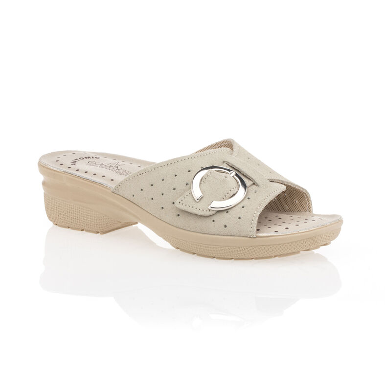 Zapatos cómodos para mujer color beige