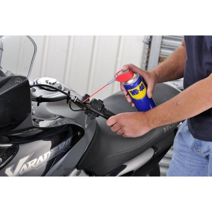 Espray multiusos WD-40 con boquilla basculante de 90° - 400 ml