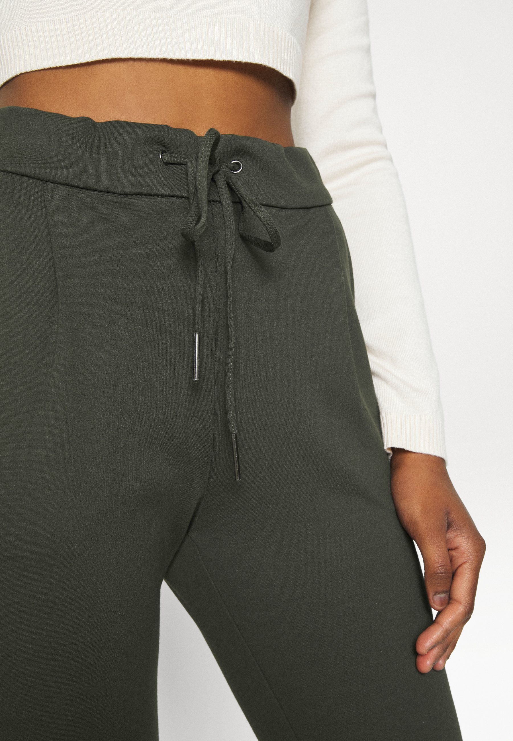 Vero Moda Petite VMEVA MR LOOSE STRING - Broek - turf