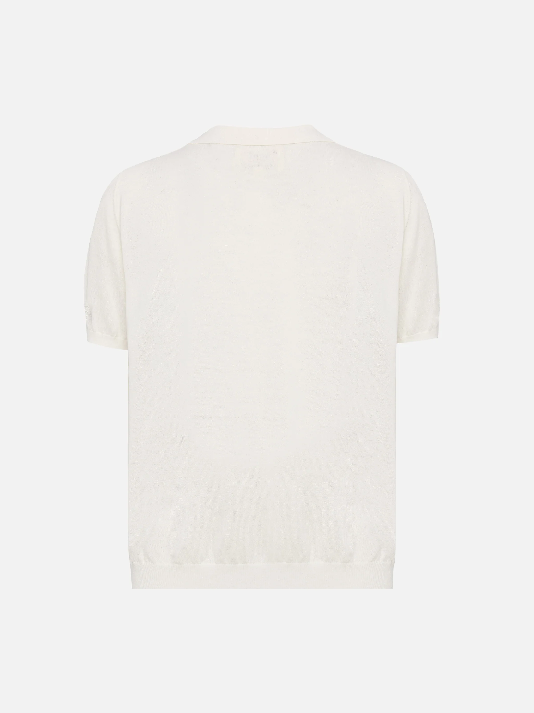 Sloan Jr. poloshirt in wit gebreid materiaal.