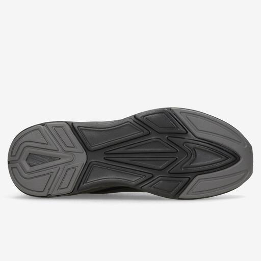 Puma Comet Evo