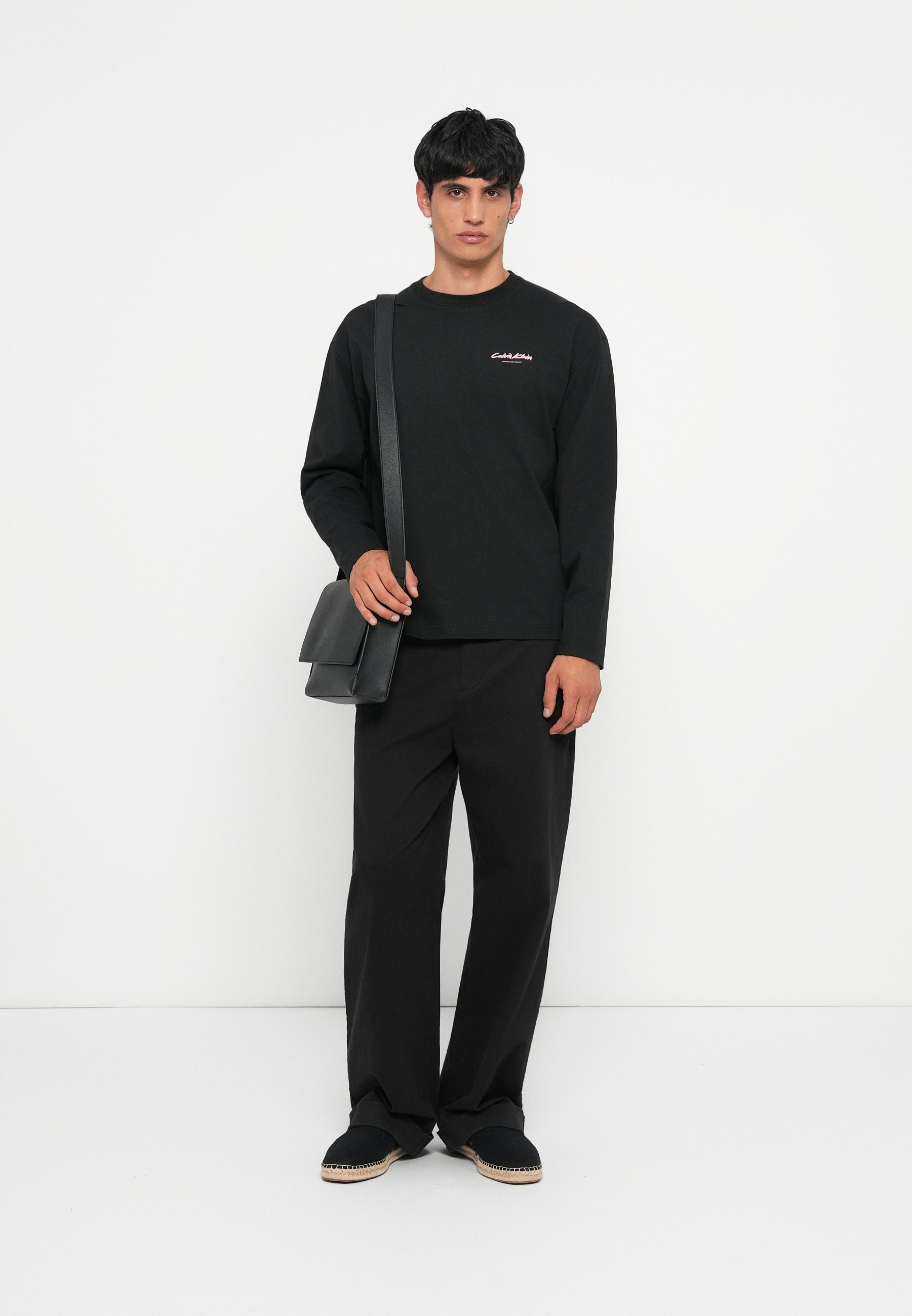 Calvin Klein OVERSIZED T-SHIRT MET GRAPHIC PRINT - Top met lange mouwen - zwart