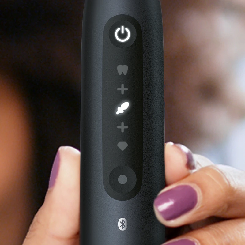 Escova de dentes elétrica Oral-B iO5 com estojo