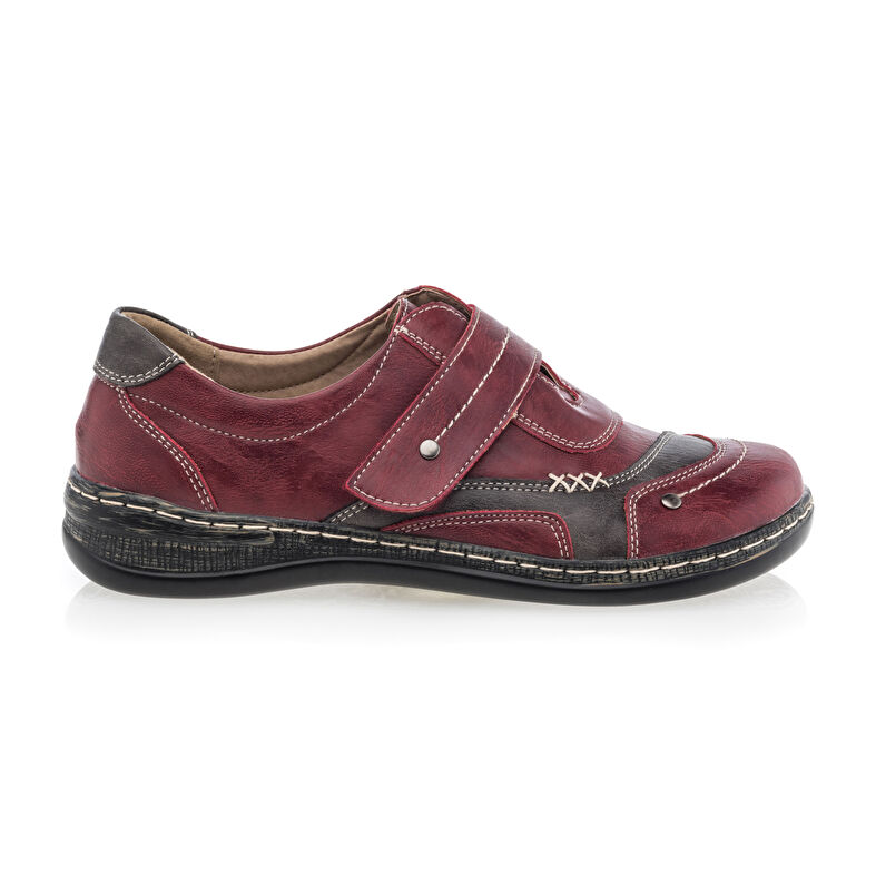 Zapatos de mujer rojos con cordones / Zapatos Derby