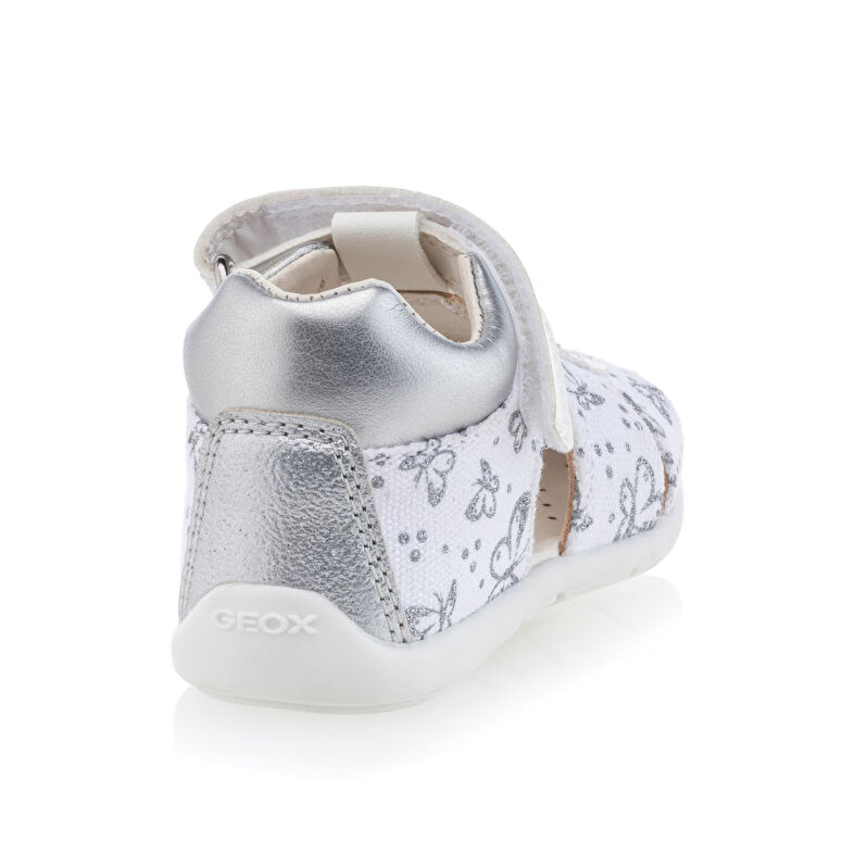 Hvite sandaler/sko med åpen tå til babyjente