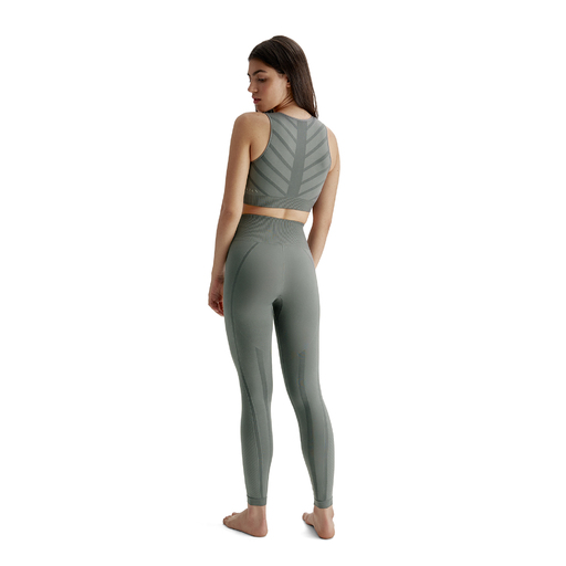 Top Born Living Yoga Prisma