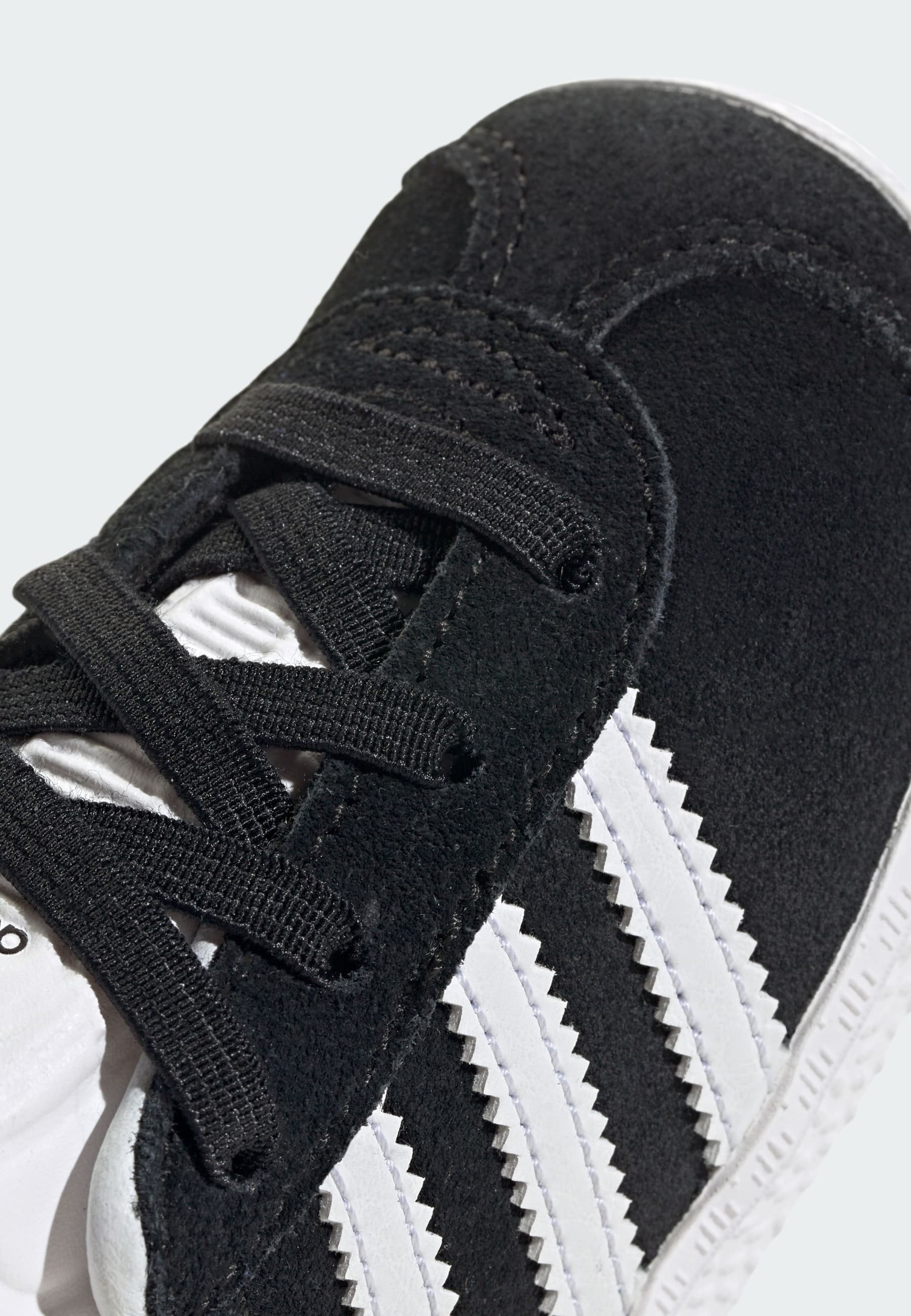 adidas Originals GAZELLE UNISEX - Sneaker - Core Black Cloud White Cloud White