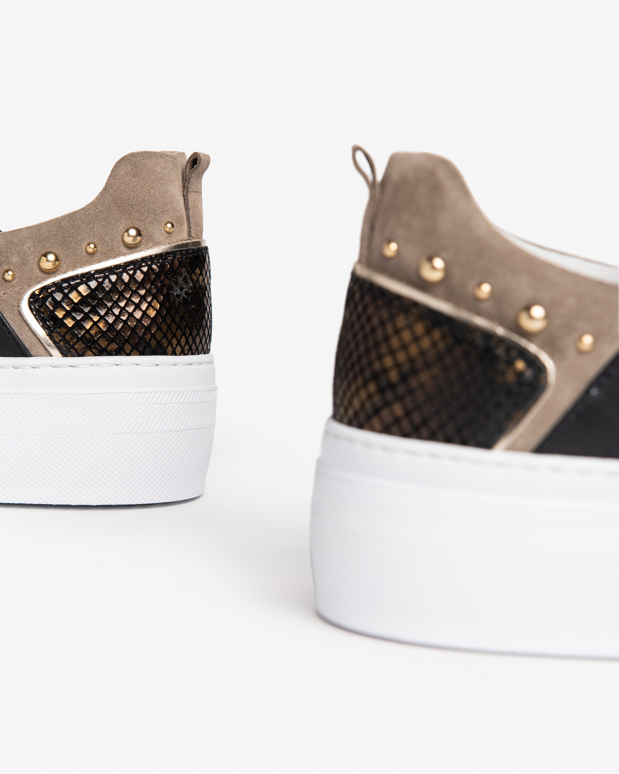  Damen-Sneaker aus Leder und Wildleder