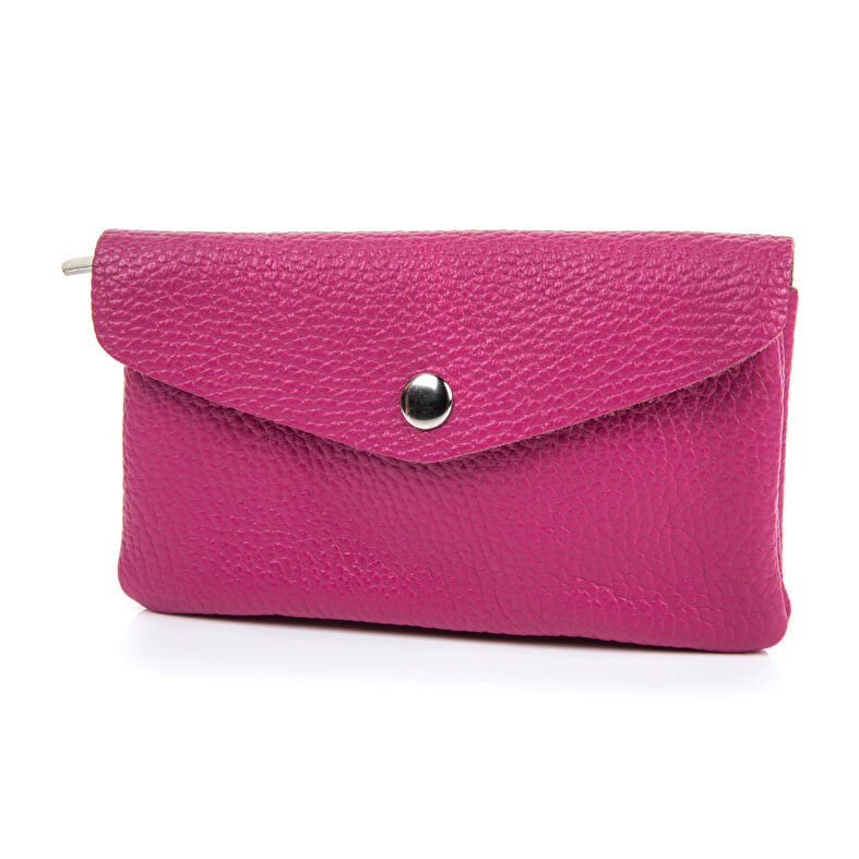 Carteras y bolsos en color rosa.