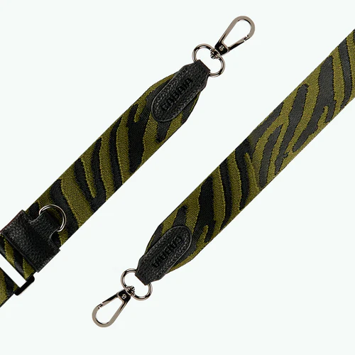 Cabaia Apia black shoulder bag