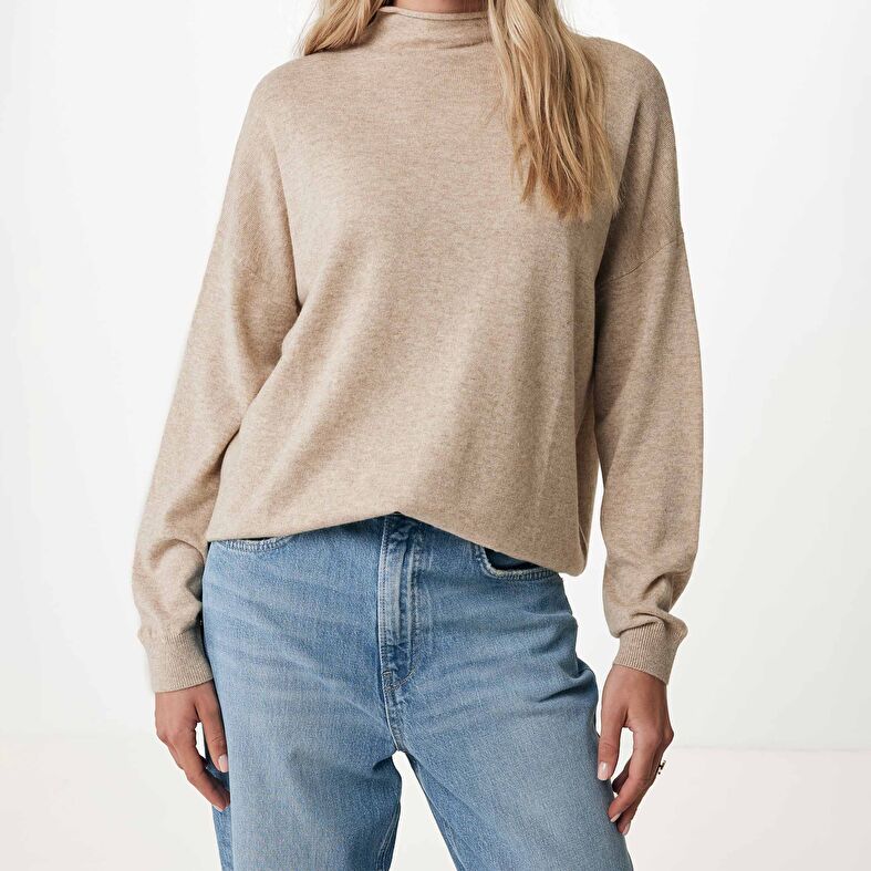 Suéter feminino bege