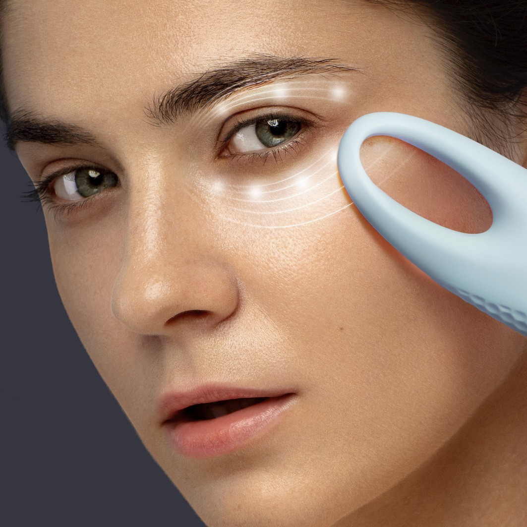 FOREO IRIS 2 Eye Massager Mint