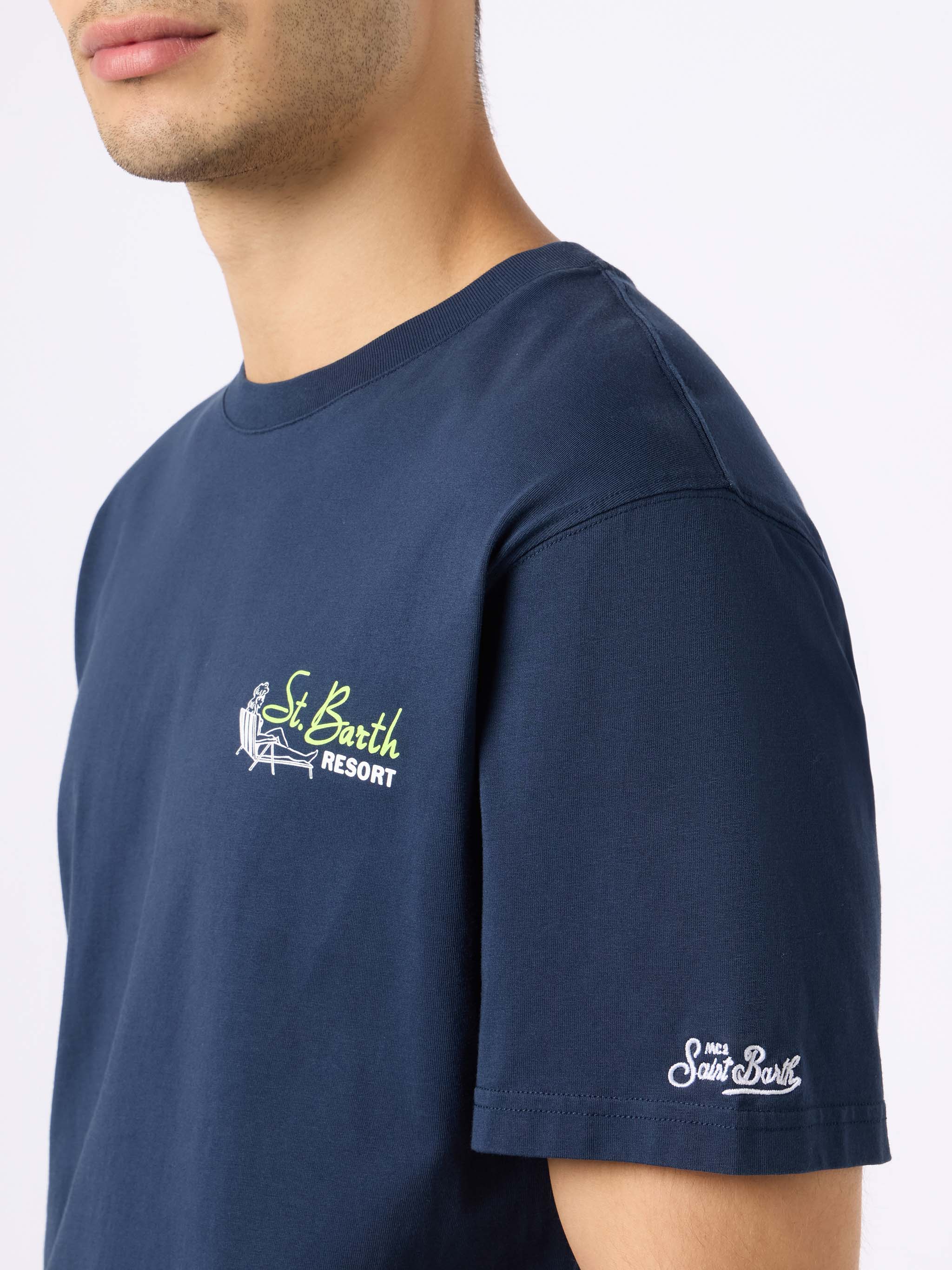 Camiseta de algodón para hombre de St. Barth Resort con estampado localizado