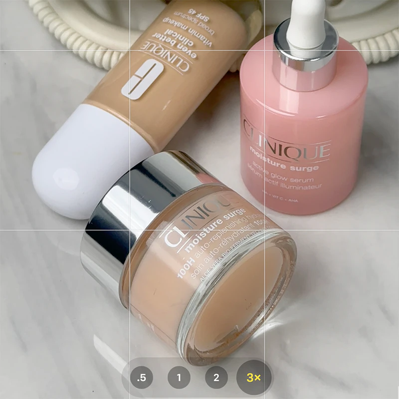 Clinique Moisture Surge™ Active Glow Serum sérum regenerador e iluminador