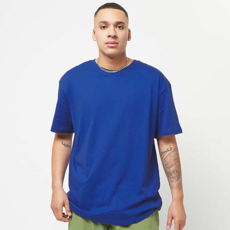 Ciężki, oversize'owy t-shirt