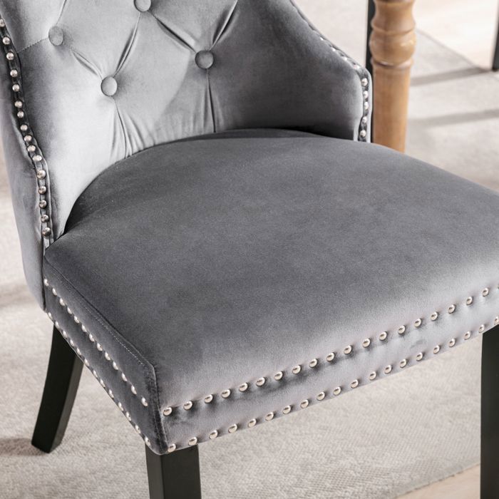 Set di 2 sedie da pranzo di seconda generazione, spesse e invitanti, color velluto, con gambe e pomelli in rovere.