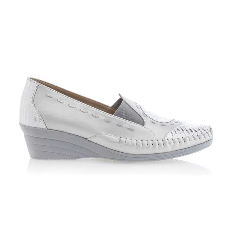 Zapatos blancos cómodos para mujer