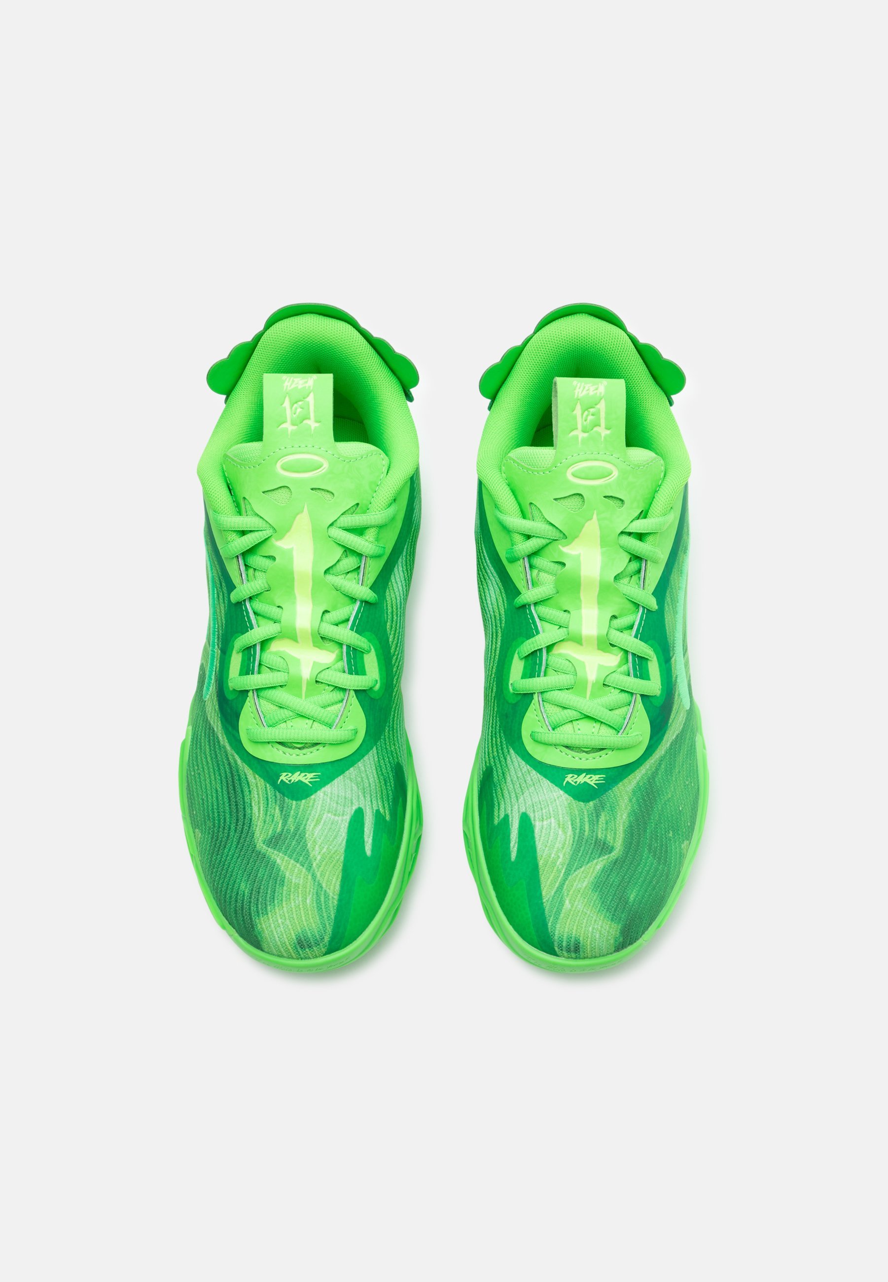 Puma MELO MB.04 LO TEAM - Basketballschuhe - grünes, schimmerndes/funkelndes Licht