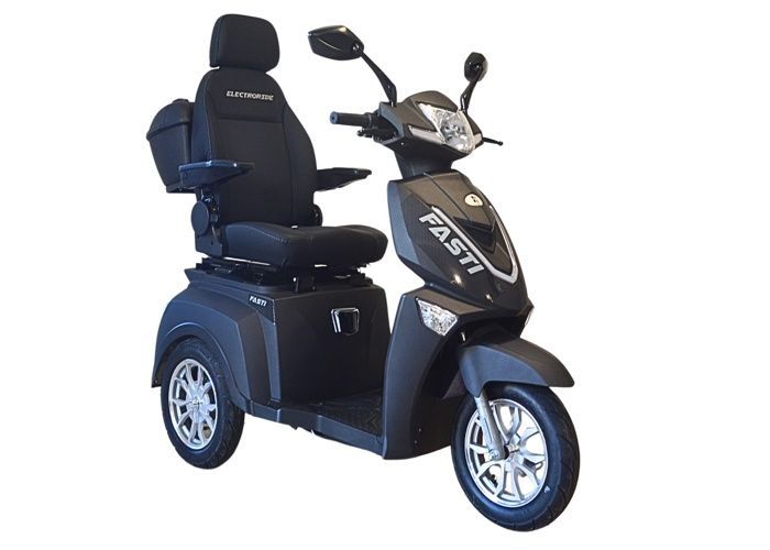 Scooter eléctrico Electroride FATI 3 max de 1000 vatios para personas con movilidad reducida, color negro con techo.