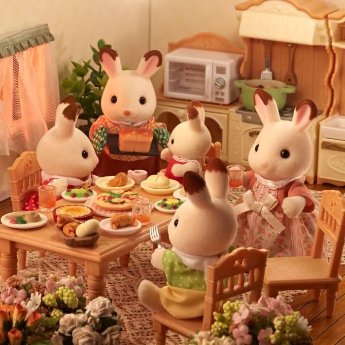 Schokoladenhasenfamilie – Sylvanian Families – 5655 – Bewegliche und bekleidete Figuren – Ab 3 Jahren