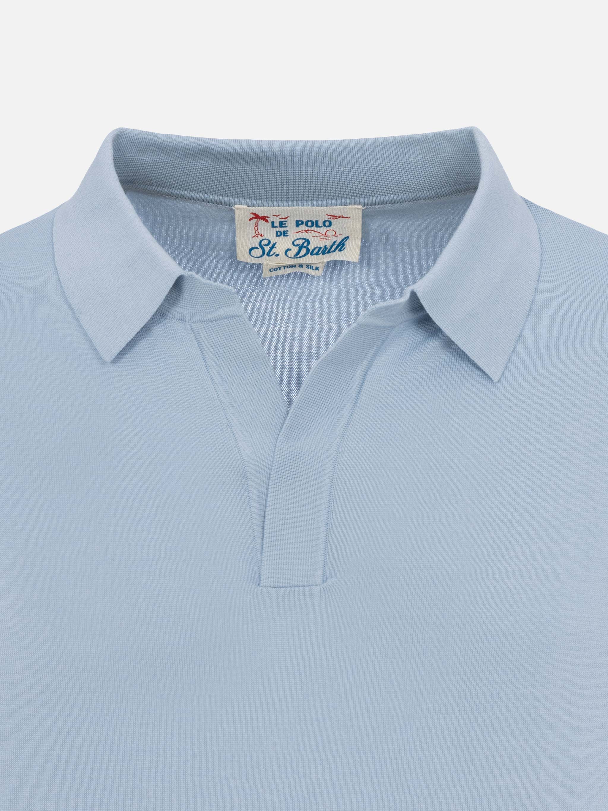 Sloan poloshirt in lichtblauwe gebreide zijde en katoen