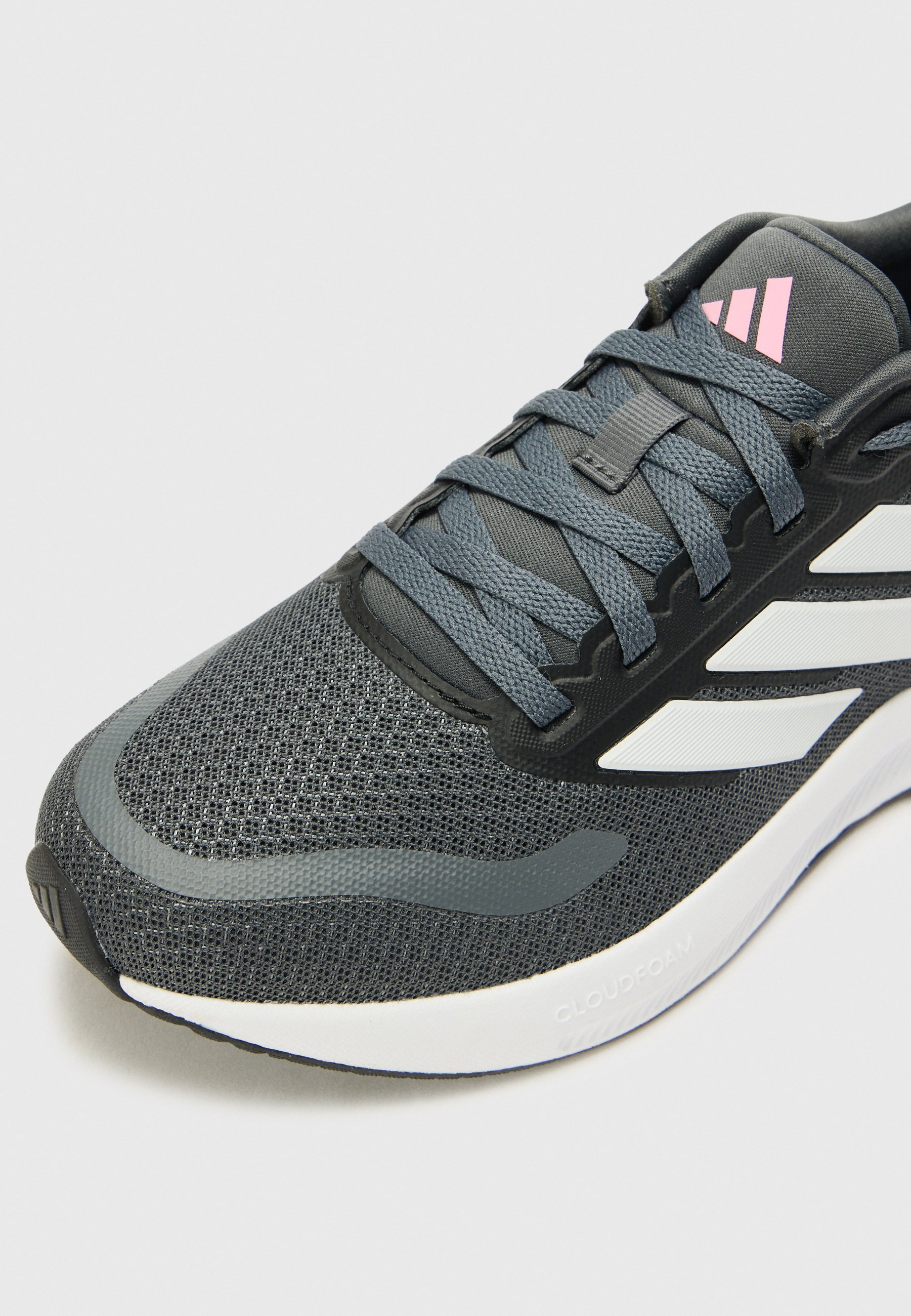 adidas Performance RUNFALCON - Hardloopschoenen voor op de weg - grijs zes/kristalwit/roze