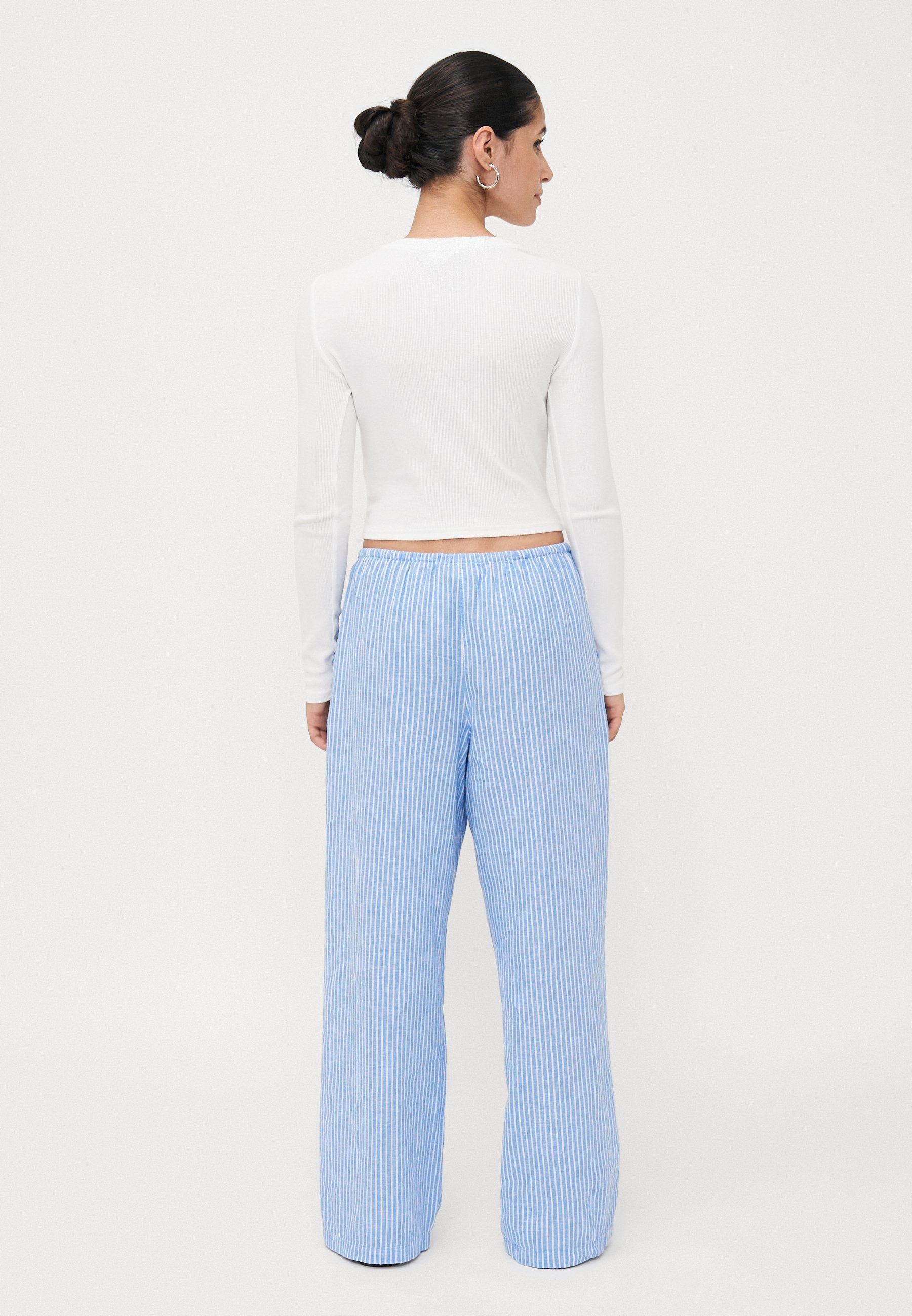 Spodnie Gina Tricot Petite - niebieskie