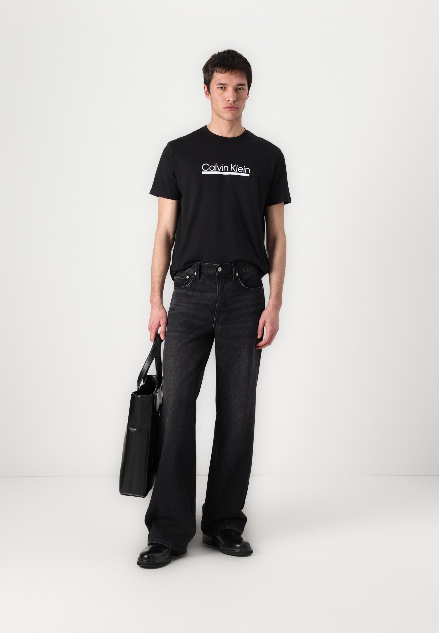 T-shirt imprimé Calvin Klein unisexe noir