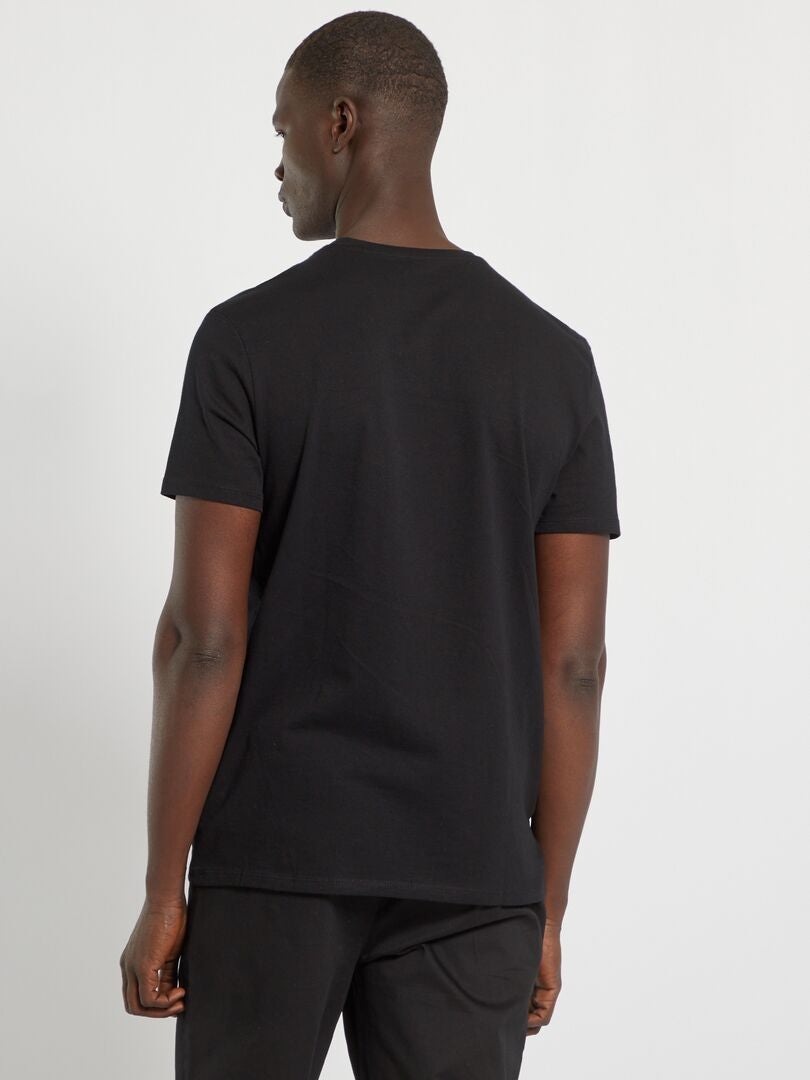 Camiseta de malha lisa de corte reto - preta