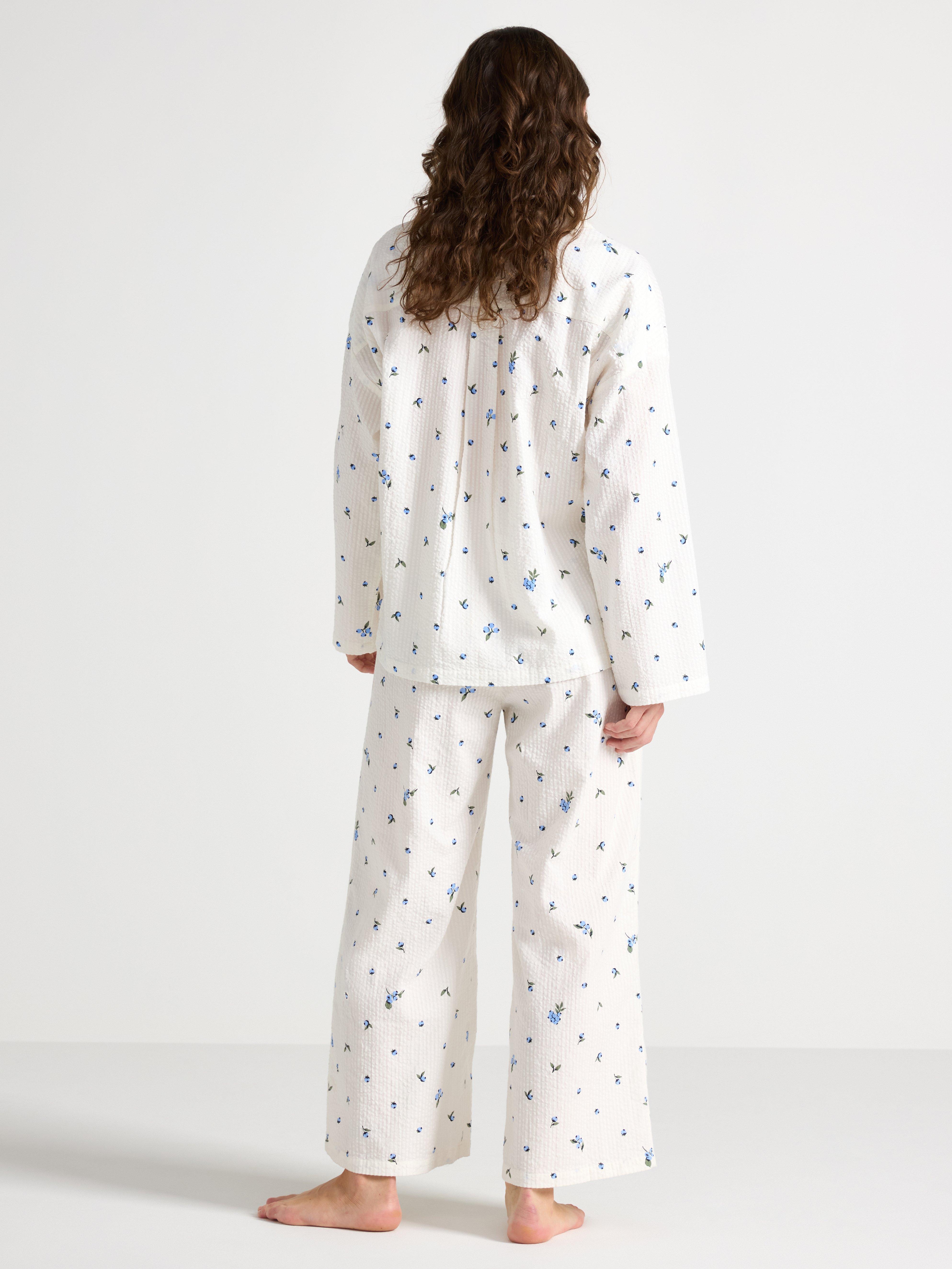 Pantalones de pijama con estampado de olas de arroyo