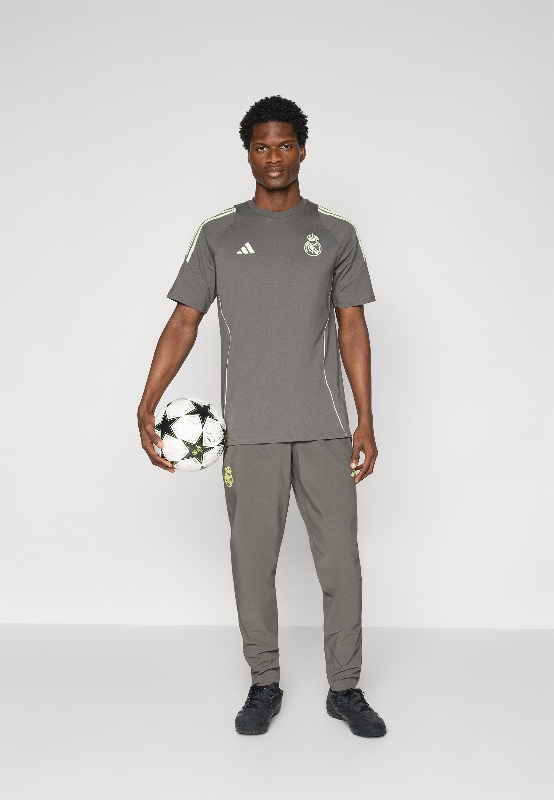 adidas Performance REAL MADRID C VISTECH P - Odzież klubowa - utility grey/semi frozen yellow