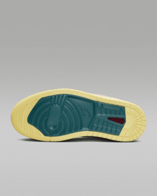 Air Jordan 1 Zoom CMFT 2 Women's Shoes
