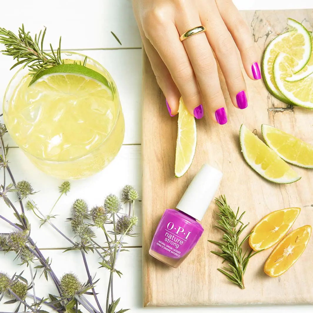 Opi Nature Strong Lakier do paznokci Thistle Make You Bloom 15ml