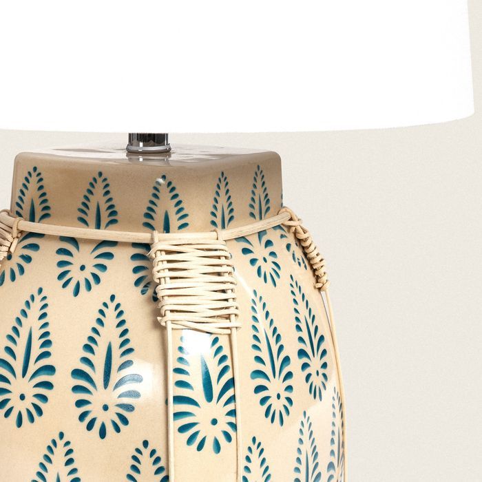 Lampada da tavolo Ariché in ceramica bianca