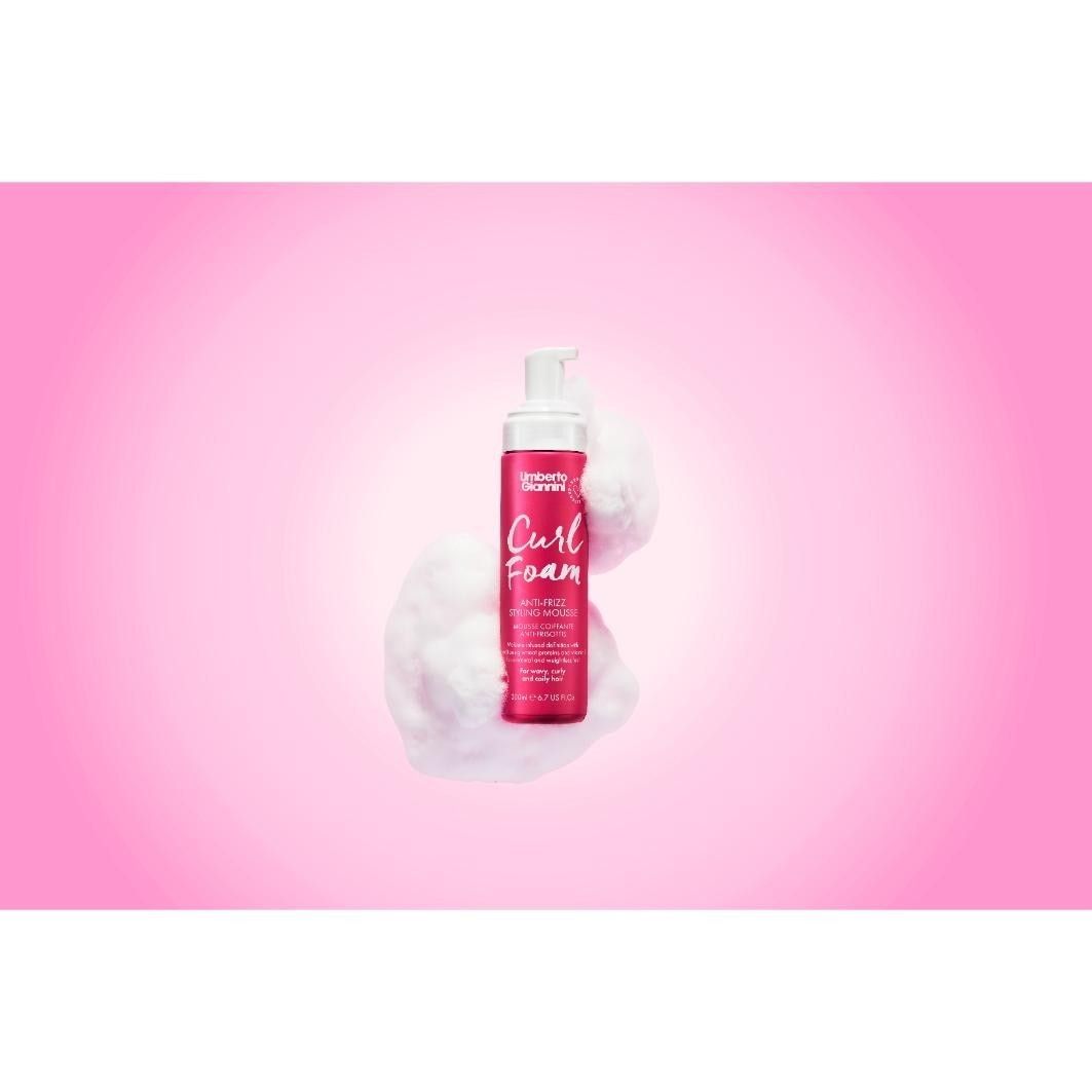 Umberto Giannini Hair Mousse Curl pjena za uvijanje kose pjena za oblikovanje kose protiv kovrčanja - 200 ml