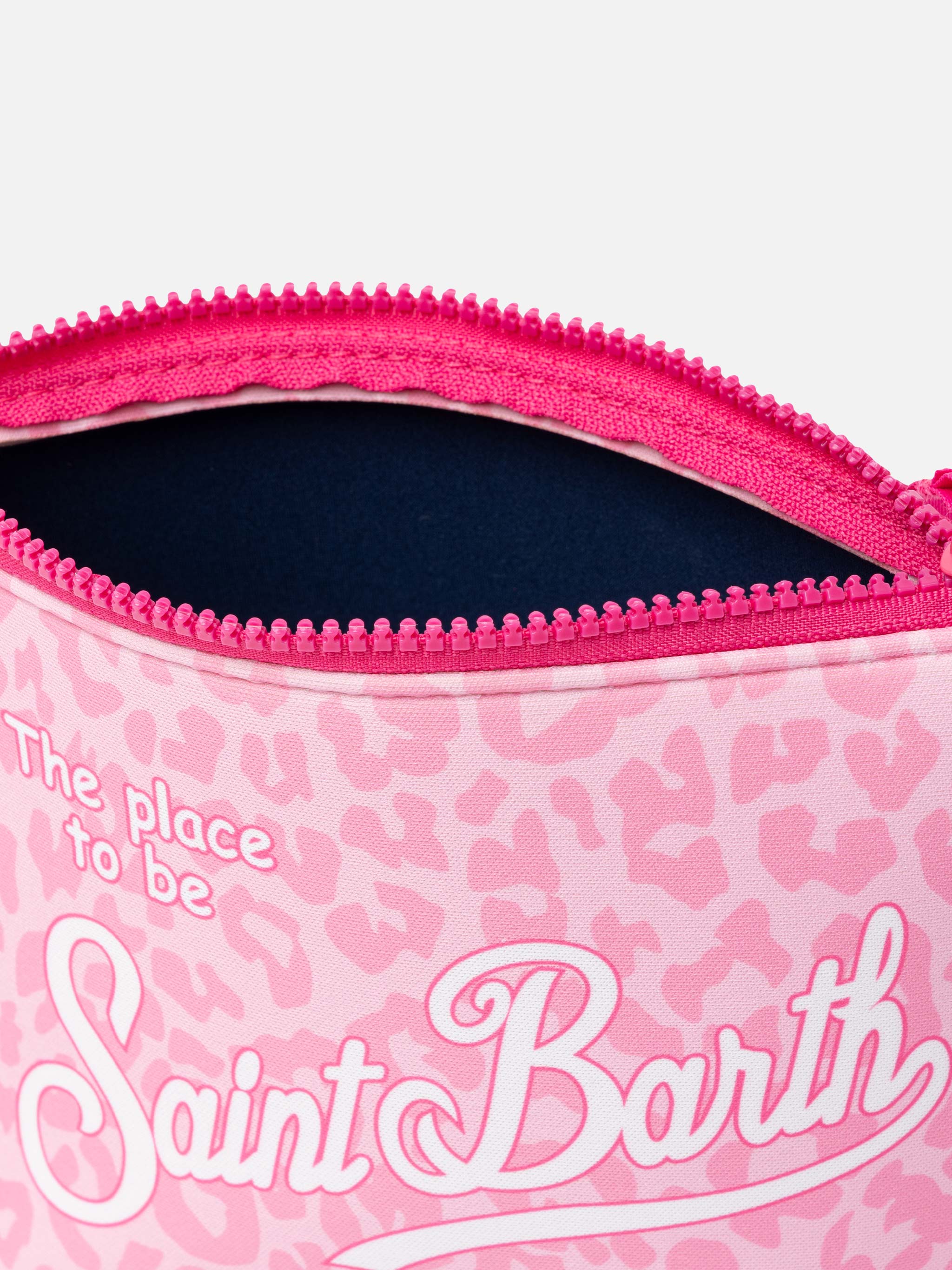 Aline Scuba Clutch-Tasche mit pastellrosa Tiermuster