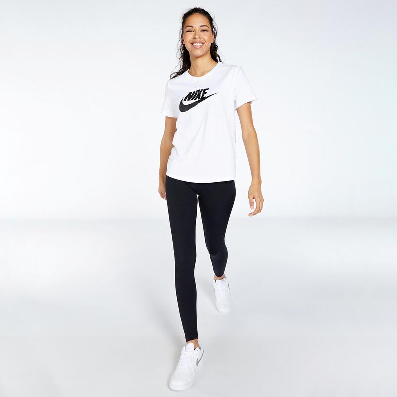  Основна спортска одећа Nike