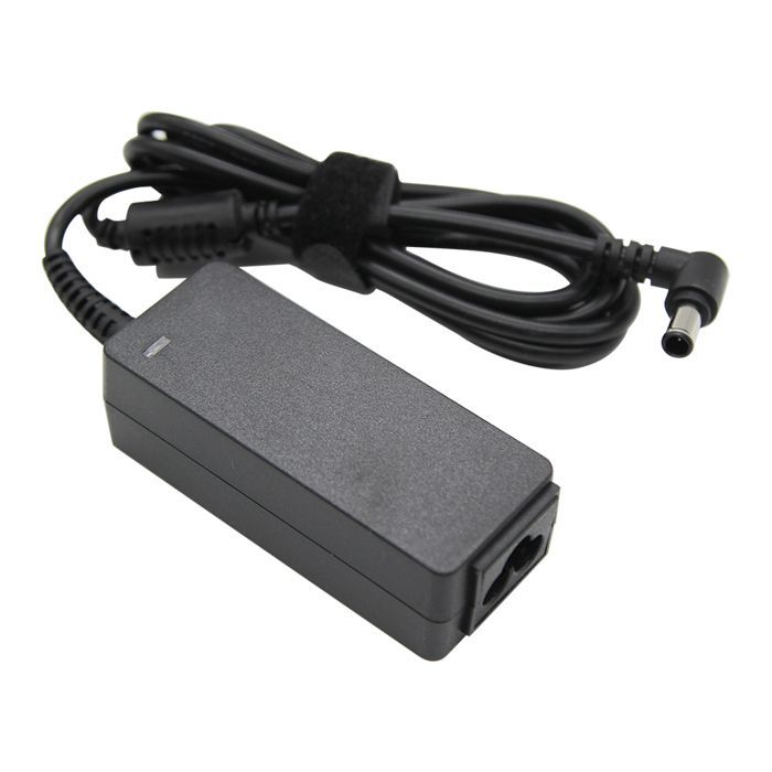 LG 19V Netzteil/Ladegerät 2,6x4,4 für LG 23
