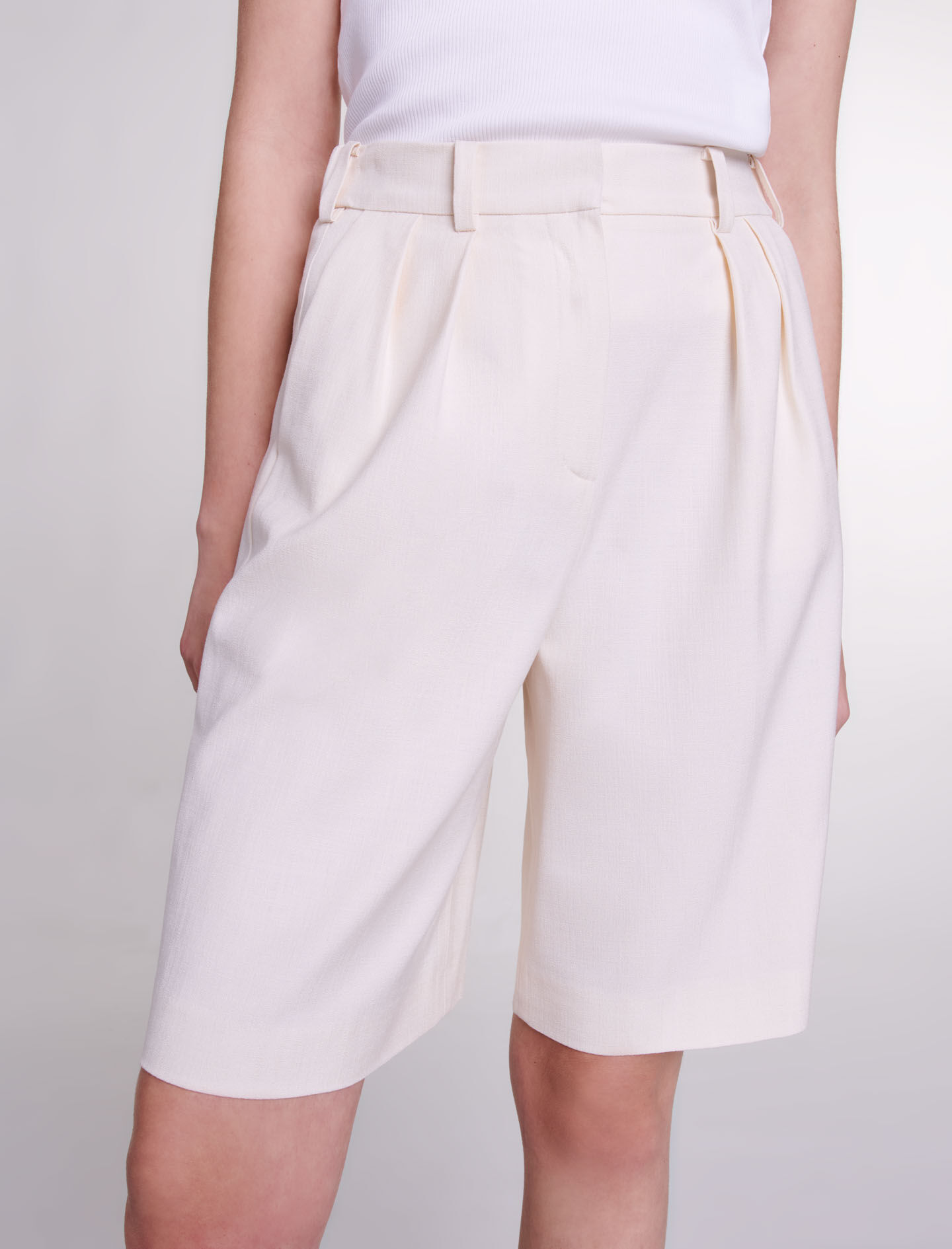 Bermudashorts met plooien - Gebroken wit