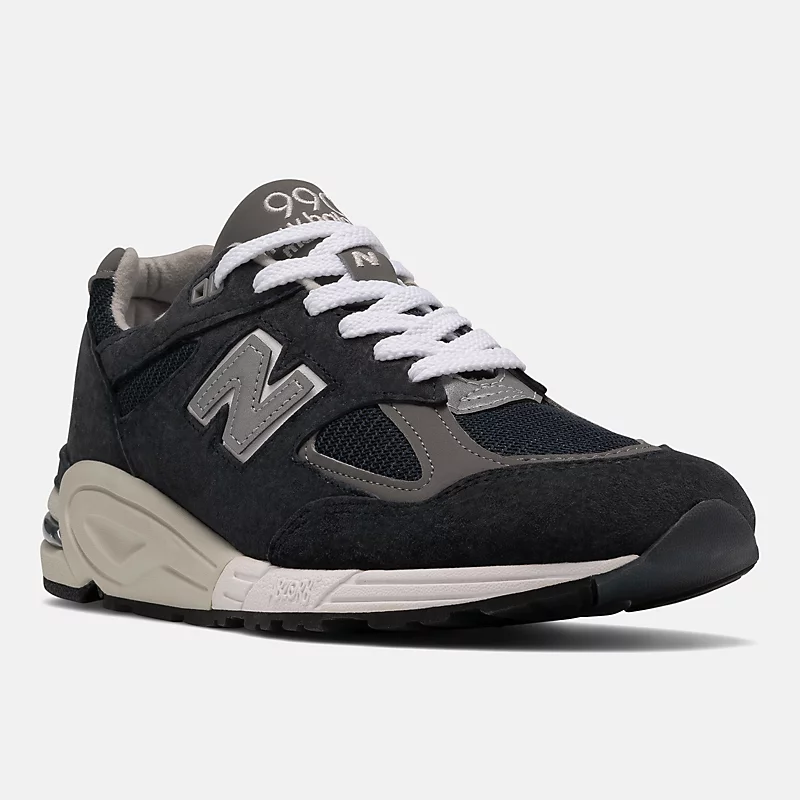 990v2 Core Herrenschuhe, hergestellt in den USA – Marineblau mit Weiß