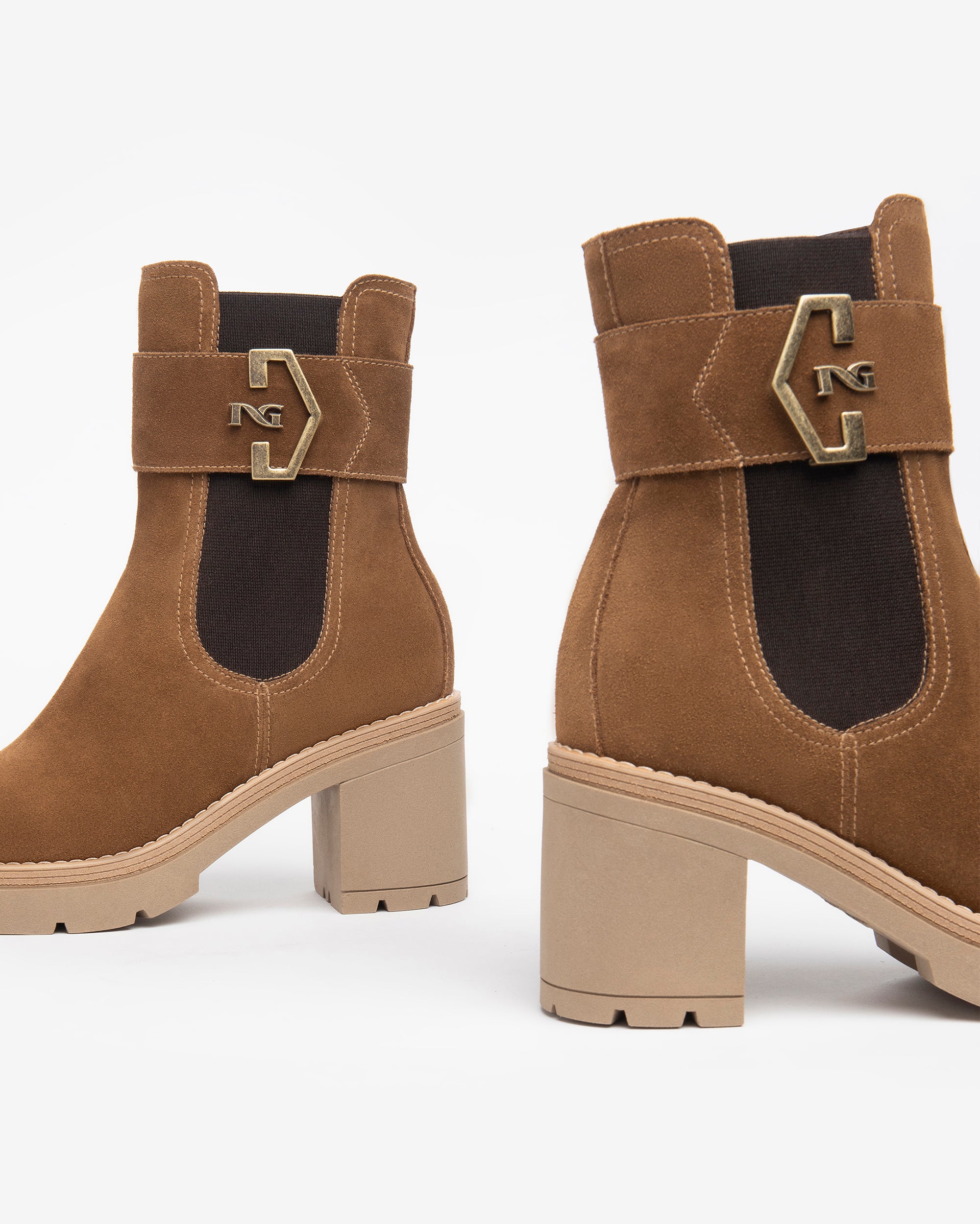 Stivaletti Chelsea Donna in Camoscio