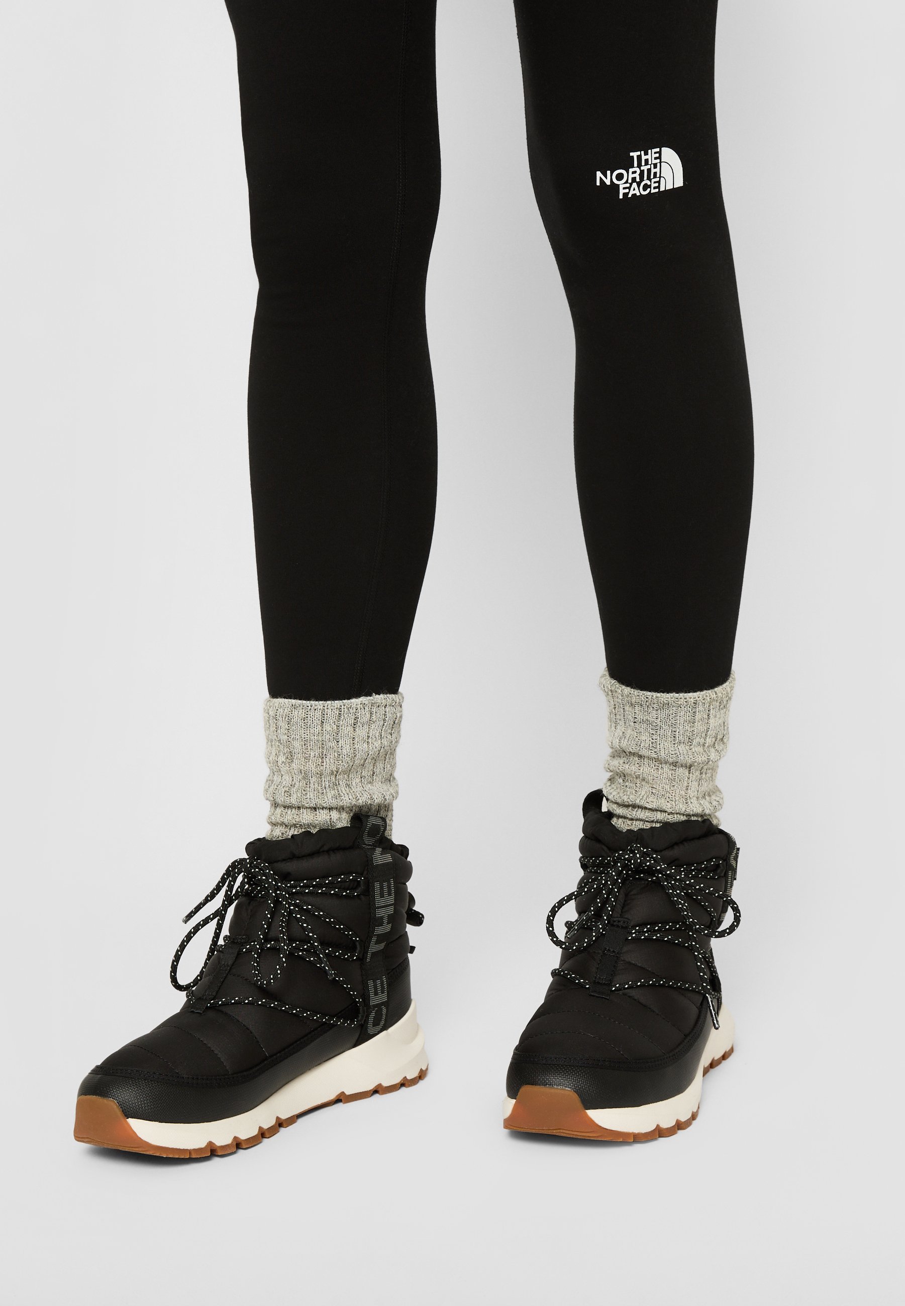 Bottes d'hiver The North Face THERMOBALL - NOIR/BLANC GARDENIA