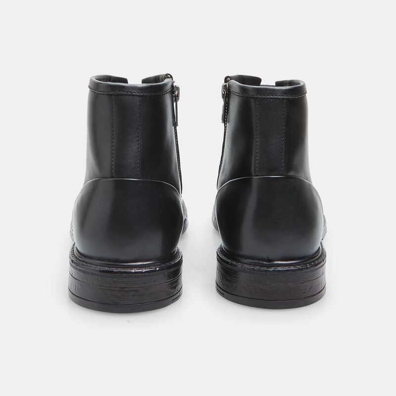 BATA heren enkellaarsjes van leer met vetersluiting